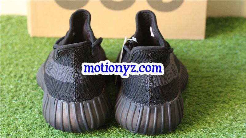 Adidas Yeezy Boost 350 V2 Grey Triple Black